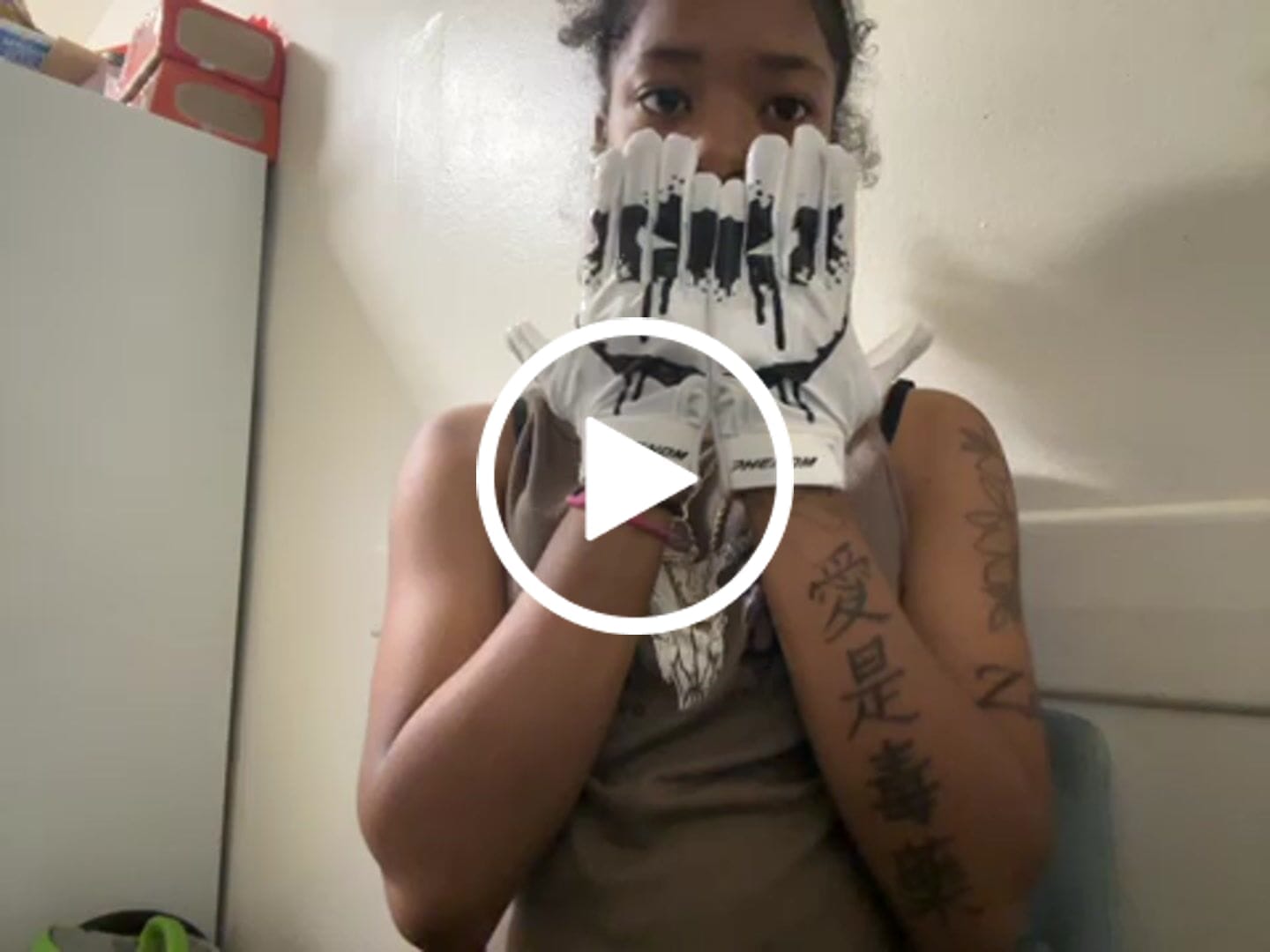 Customer video review of Sinister Football Gloves - VPS1 by Phenom Elite