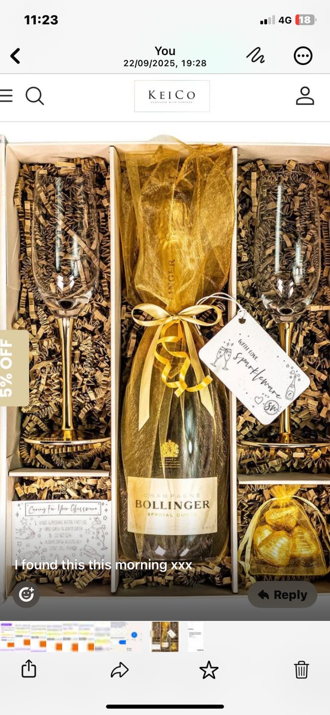 Customer photo review of Bollinger Champagne Gold Edition 75cl Gift Set