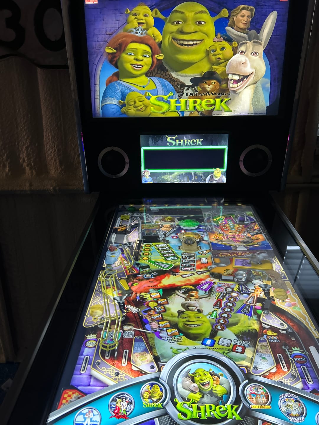 Customer photo review of ABVIDEOARCADES Virtual Pinball 1300 PINBALL Games in 1 AND 307 classic 80s games with trackball- Full Size Machine