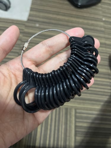 Customer photo review of B&CO Ring Sizer