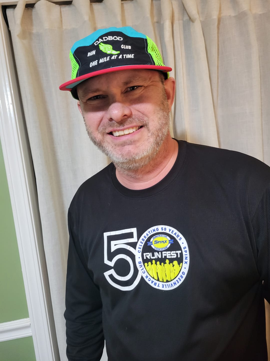 Customer photo review of Dadbod Running Athletic Hat V.2 (Electric)