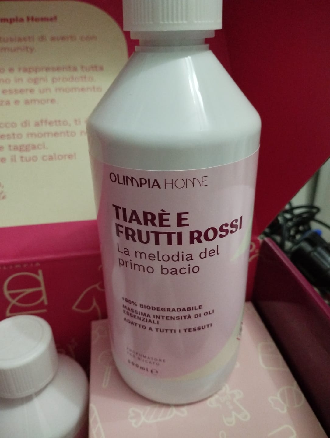 Customer photo review of Tiarè & Frutti Rossi - La Melodia del Primo Bacio