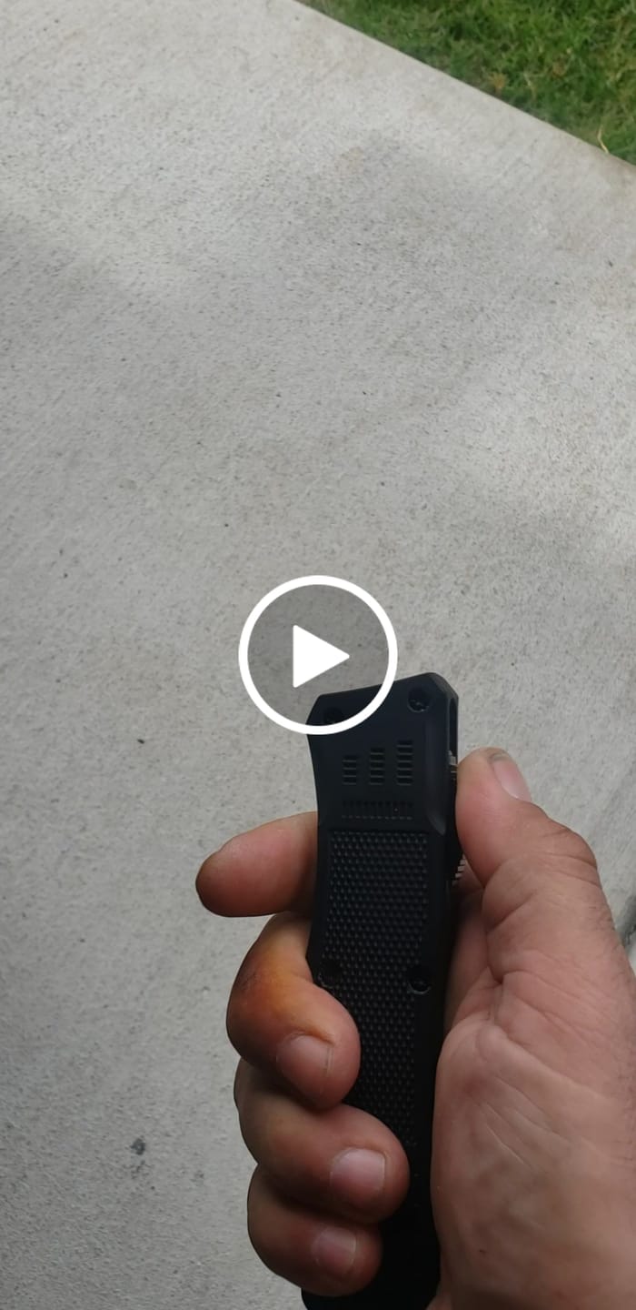 Customer video review of Black Phantom D/A OTF (Multiple Blade Styles Available)
