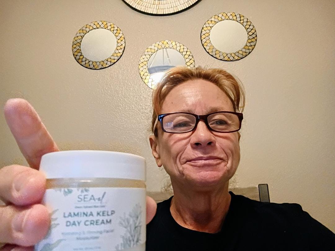 Customer photo review of Lamina Kelp Day Cream