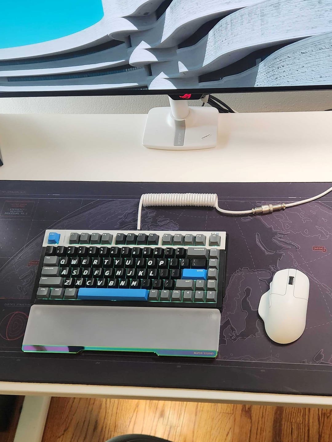 Customer photo review of IQUNIX EZ80/EZ75 HE