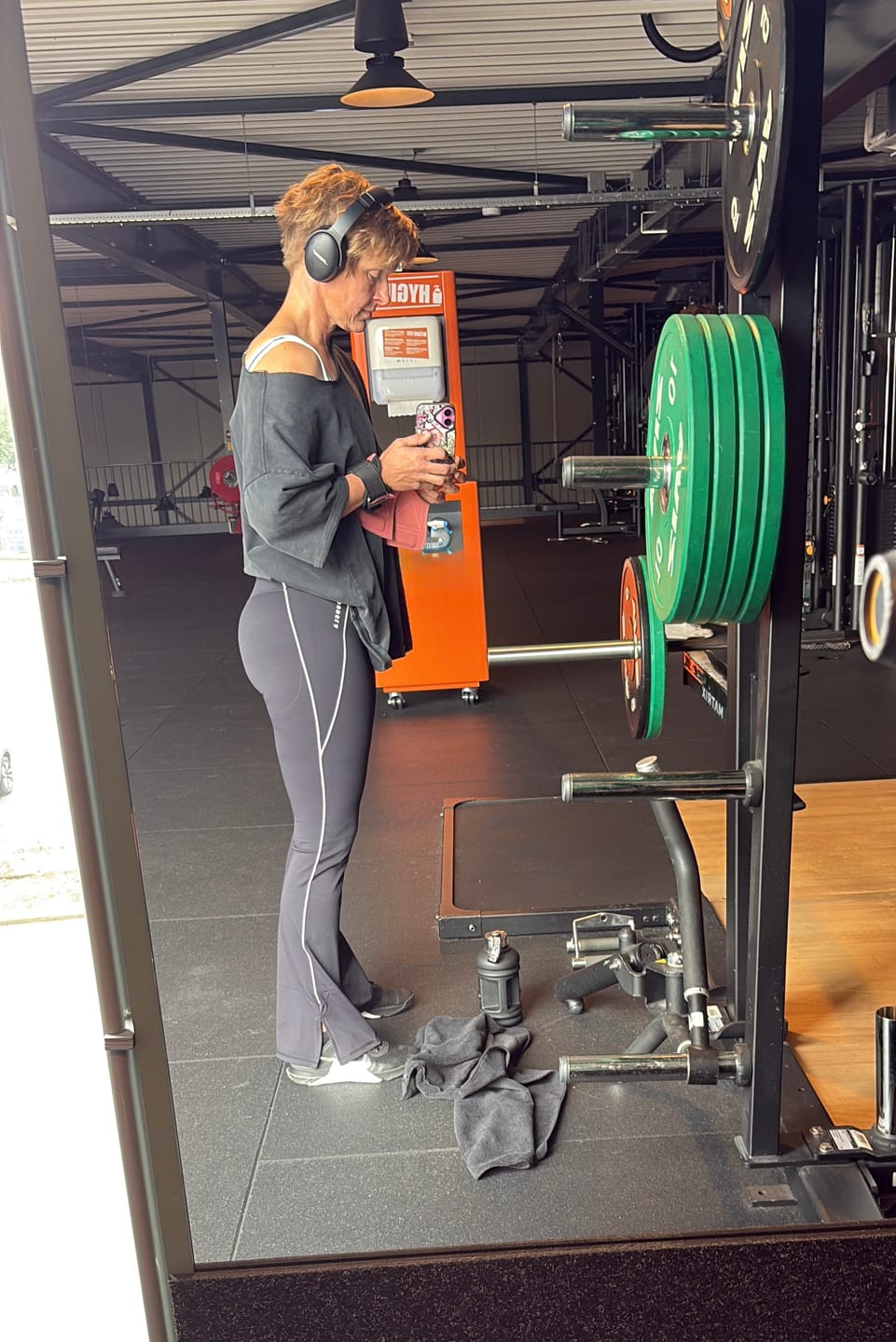 Customer photo review of W285 - Elevate flare leggings