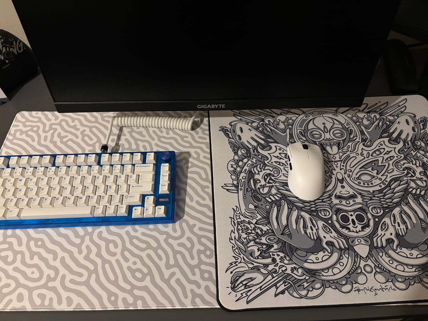 Customer photo review of Wraith Çift Yönlü Coiled Kablo