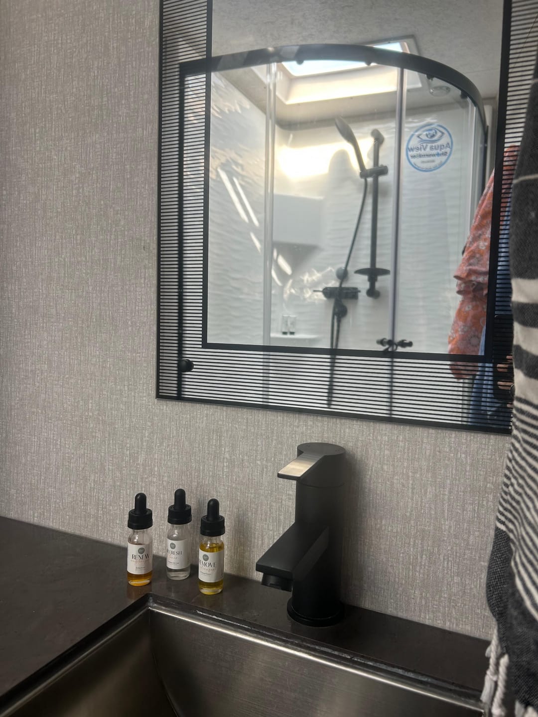 Customer photo review of Trial Sized Skin Care set