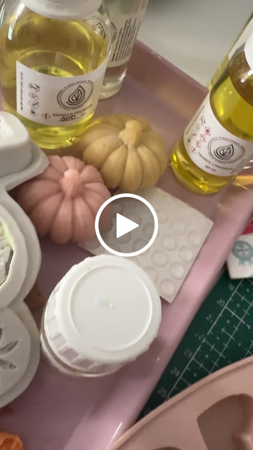 Customer video review of Fragancia DAMA DE LA GUADAÑA