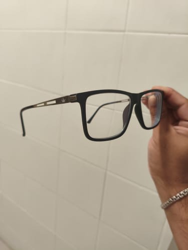 Customer photo review of Dr. Feel Good Clip ON Black [INTERGALACTIC]