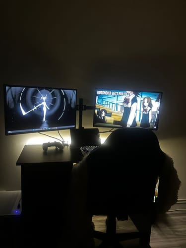 Customer photo review of Mini Nemesis 3 White Dual Monitor Bundle - AMD Ryzen 3 3100 16GB AMD Radeon RX580 8GB N7-SE107
