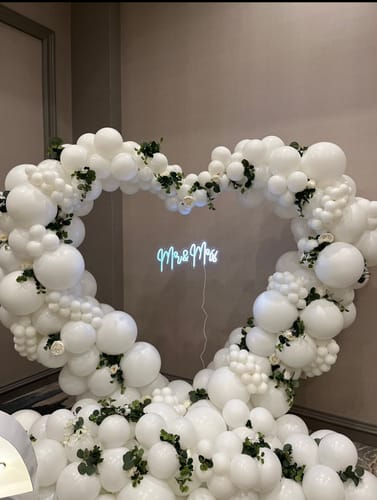 Customer photo review of 6.5ft Party & Hoop Balloon Heart Shape Loop Flower Arch Photo Booth Backdrop Stand Heart Backdrop