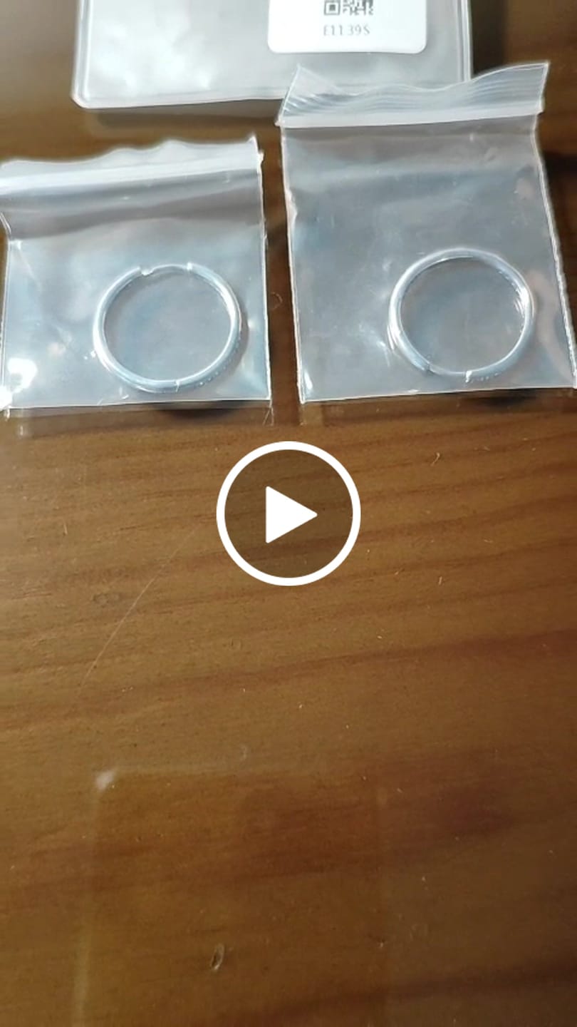 Customer video review of Pendientes Circus