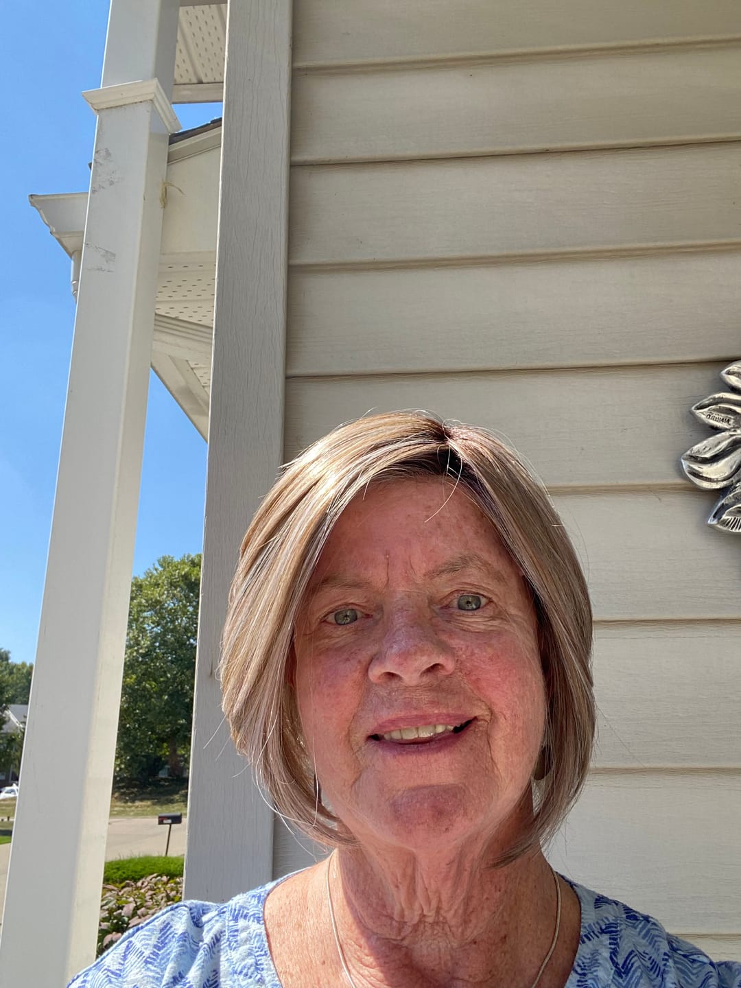 Customer photo review of THE BOBBIEJO - Legacy Blonde