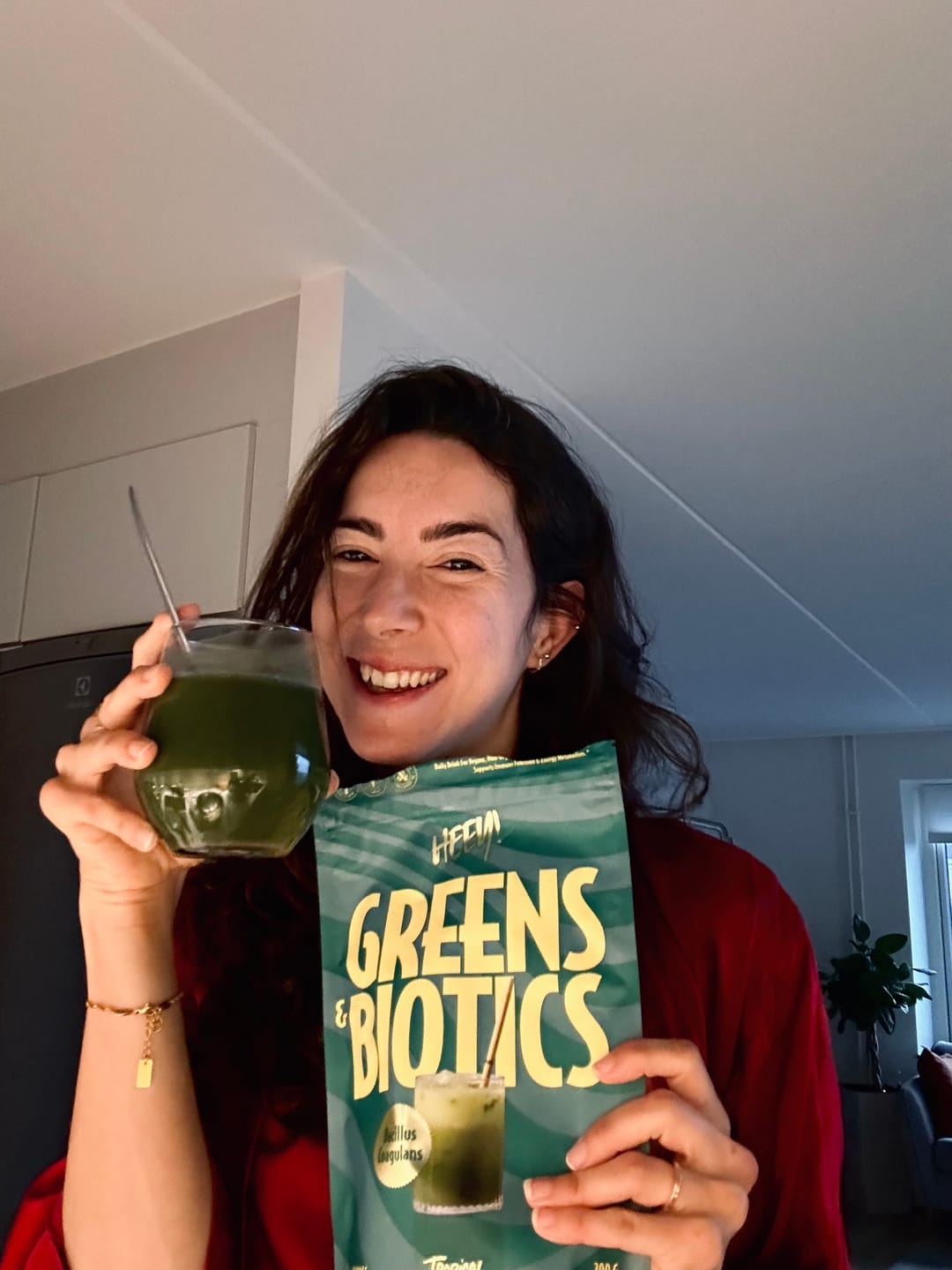 Customer photo review of Greens & Biotics Superfood + Probiotics