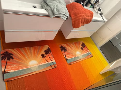Customer photo review of Sun Sunset Bath Mat, Rays 70s Beach Cute Shower Bathroom Decor Non Slip Floor Memory Foam Microfiber Large Small Washable Rug