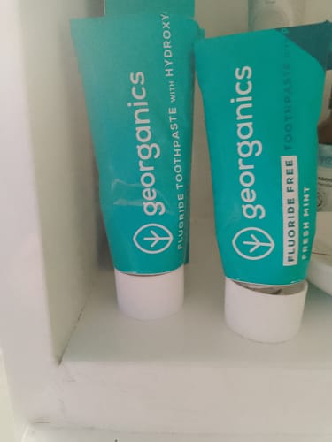 Customer photo review of Toothpaste next generation with Hydroxyapatite - Fresh Mint with Fluoride
