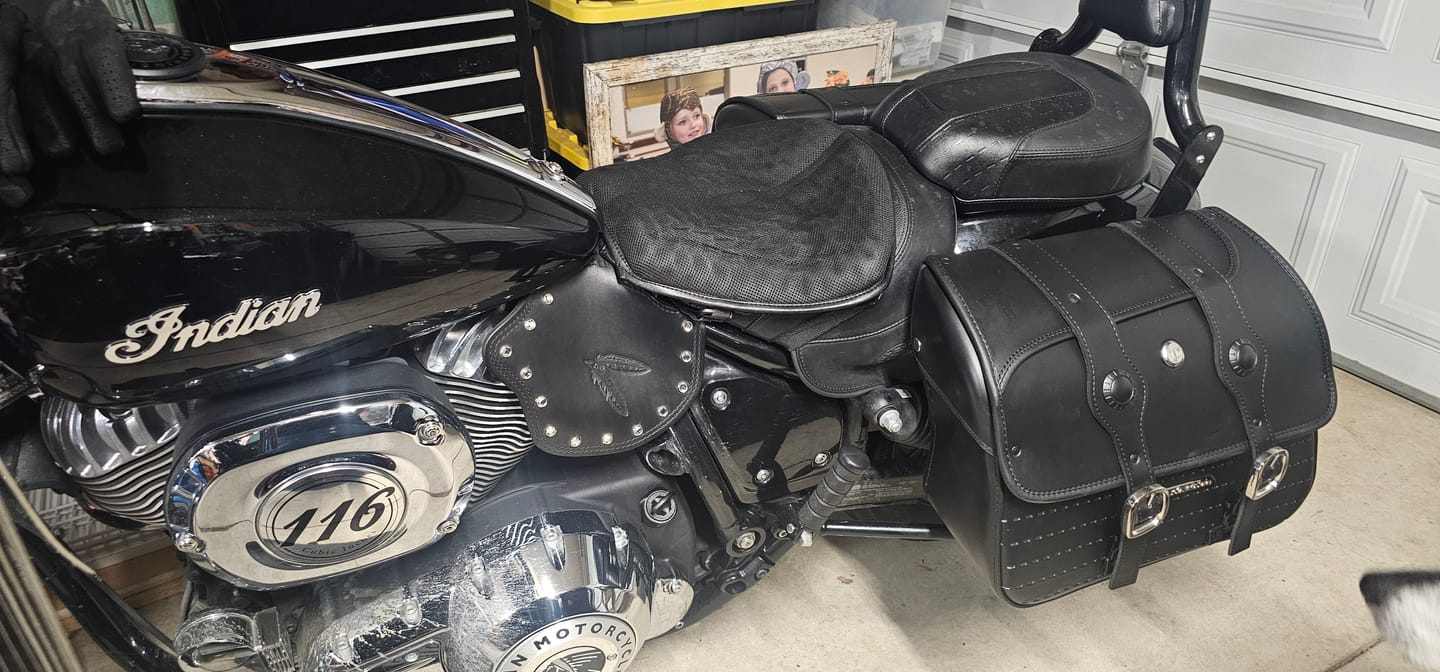 Customer photo review of 34L - ArrowHead Large Indian Super Chief Limited Motorcycle Saddlebags