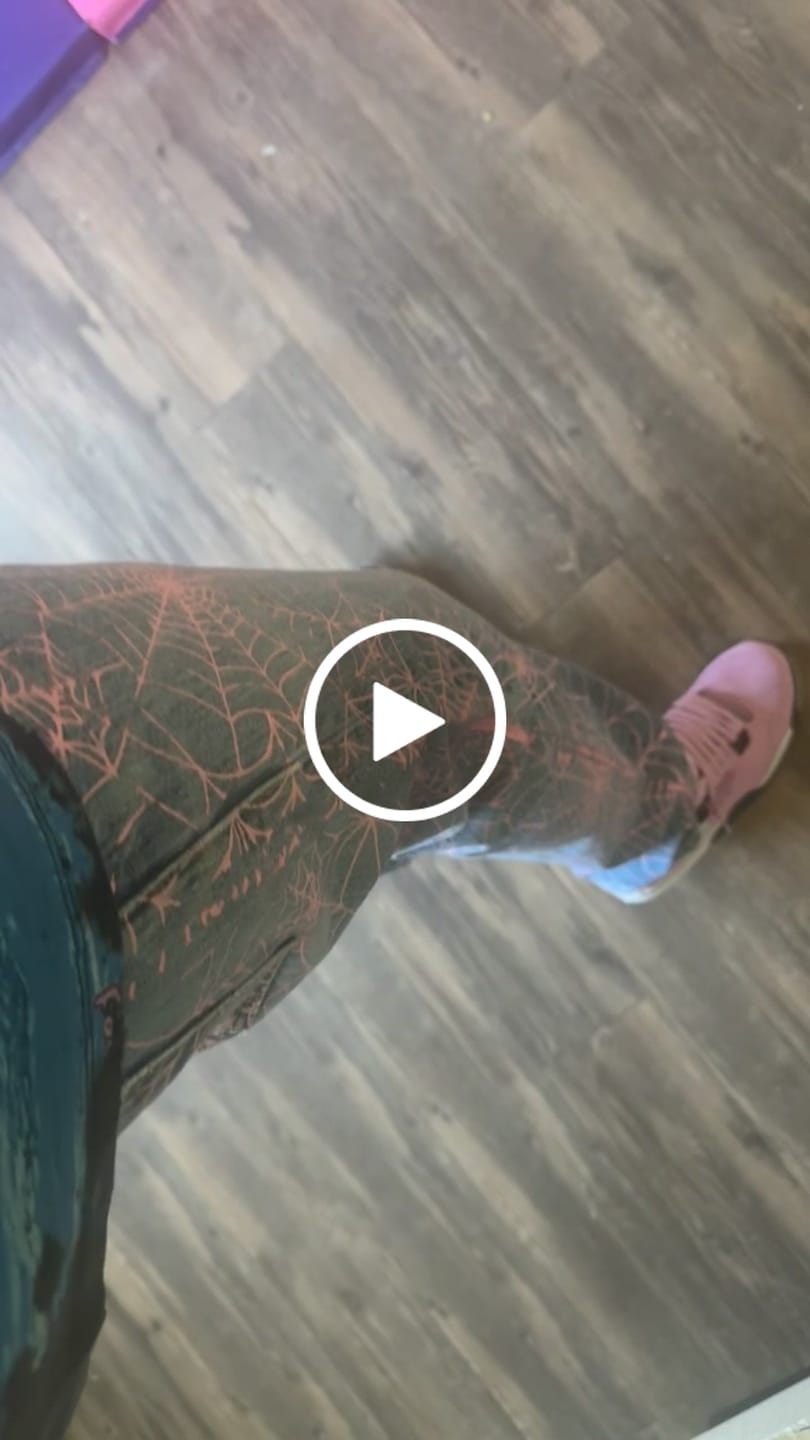 Customer video review of Sp5der Vintage 501 Denim AOP Pink Web