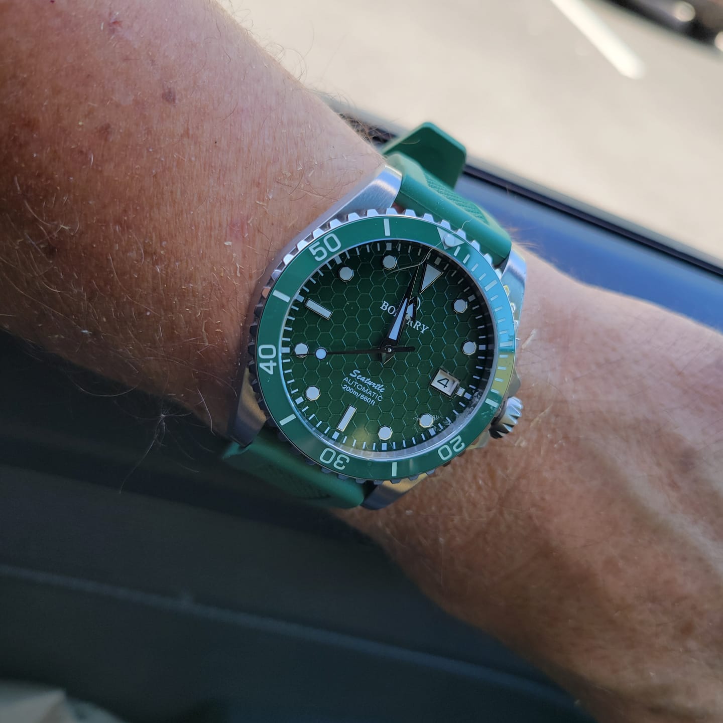Customer photo review of SEATURTLE.OCEAN(TITANIUM) - Automatic Titanium Diver Watch | Turtle Green