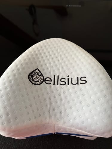 Customer photo review of Cellsius Orthopädisches Kniekissen - Das Geheimnis eines schmerzfreien Schlafs