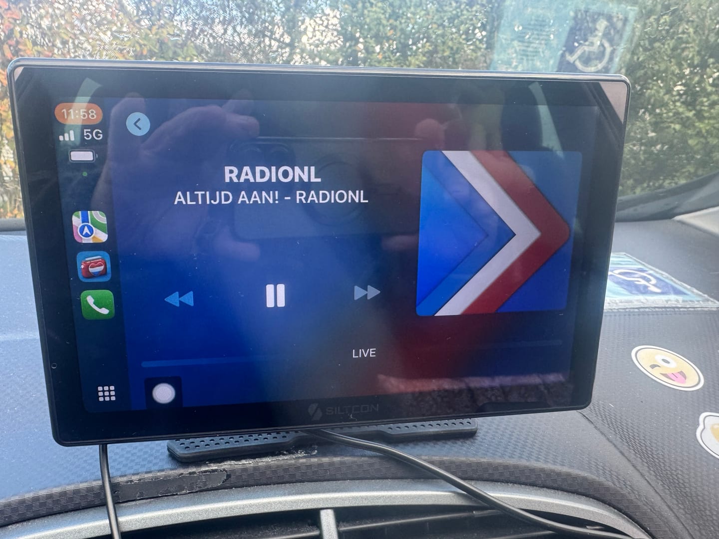 Customer photo review of Siltcon® 9”  Carplay / Android Auto Scherm