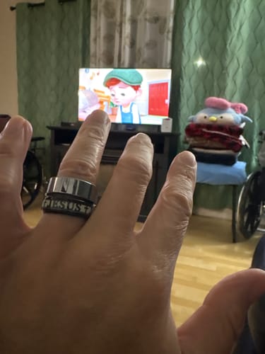 Customer photo review of FREE Today: 4colors Luminous Glow in the Dark "JESUS" Printed Detail-crafted Stainless Steel Ring