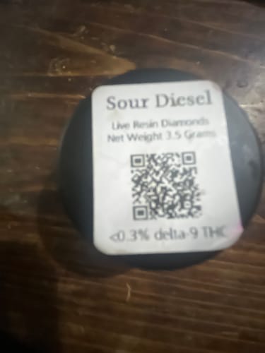 Customer photo review of Sour Diesel Live Resin Diamonds