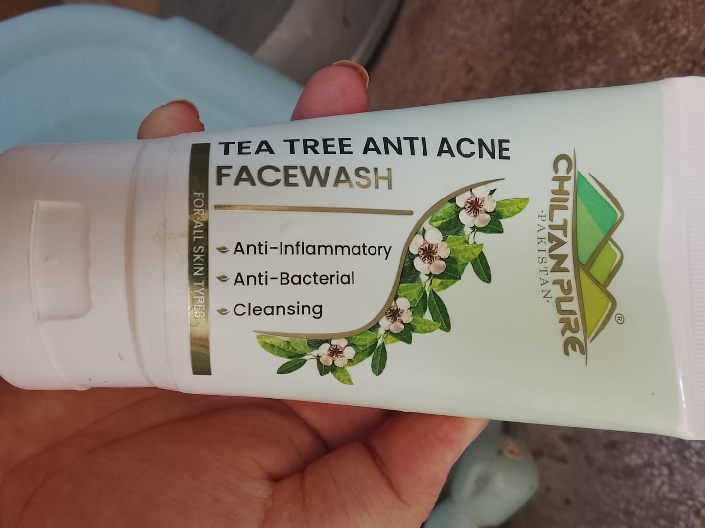 Customer photo review of Tea Tree Anti Acne Face Wash – Prevents Acne Eruptions, Removes Excess Oil, Reduces Blackheads & Whiteheads