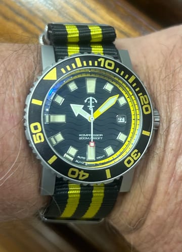 Customer photo review of Original - Bond Yellow