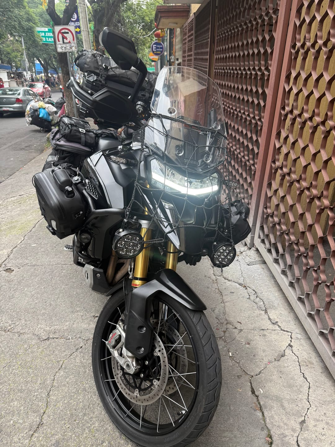 Customer photo review of Wanderer Motorcycle Crash Bar Bags – Inflatable/Non-Inflatable, Waterproof Frame Bags with Reflective Strips & Anti-Theft System (Pair)