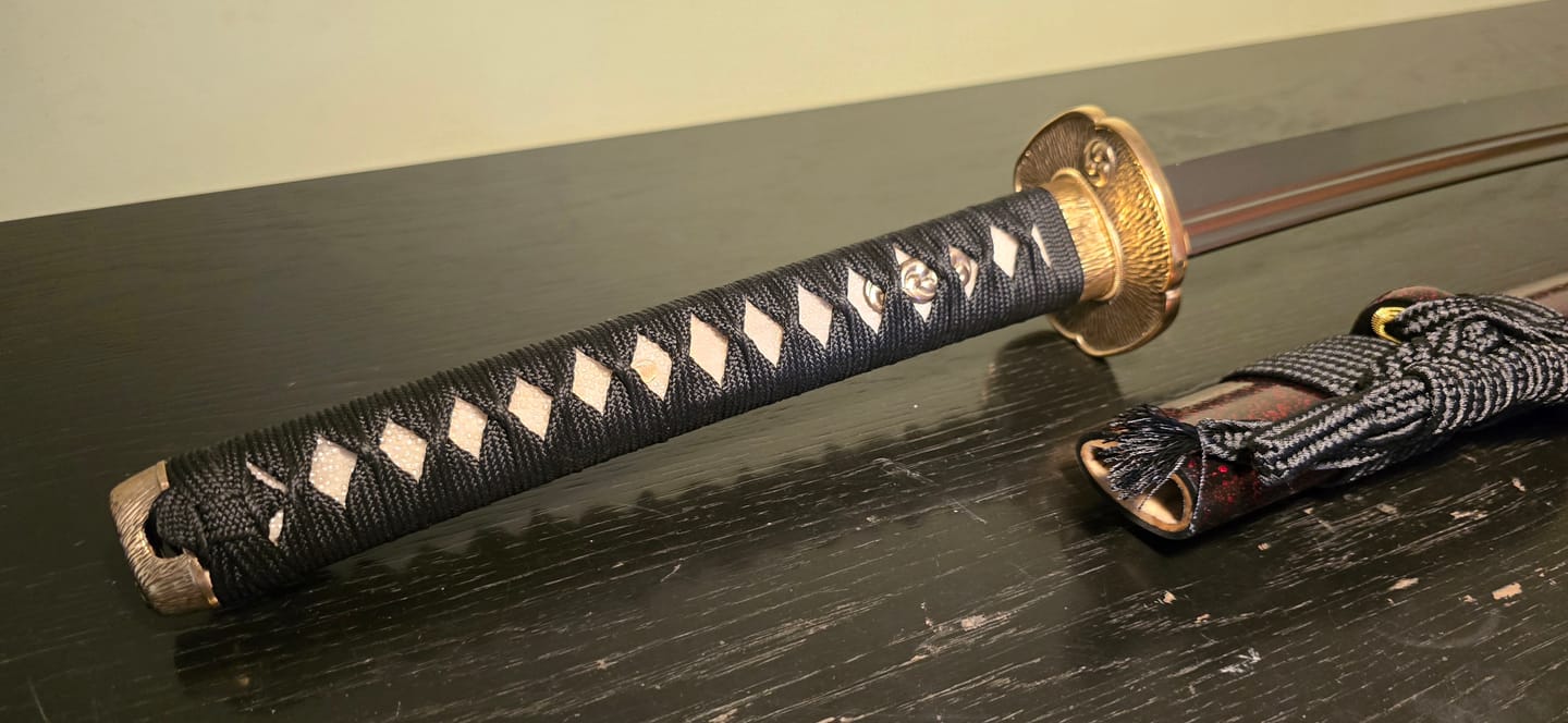 Customer photo review of The Surudoi Handmade Katana Extra Sharp Spring Steel Unokubi-Zukuri