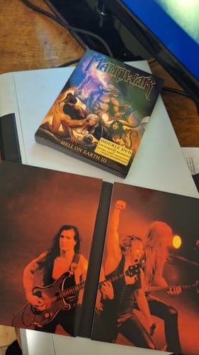 Customer photo review of Manowar DVD Double Hell On Earth Part 3