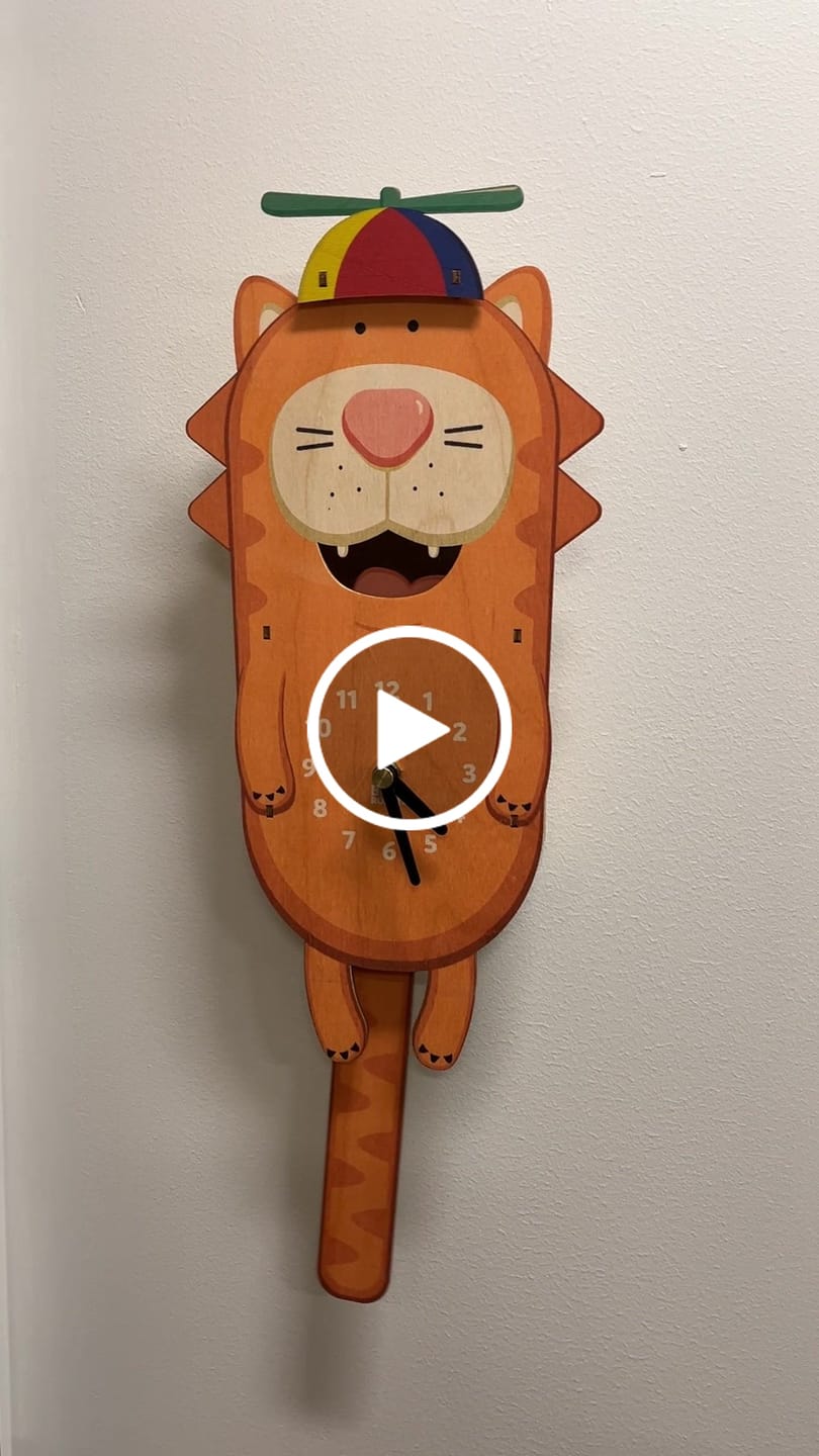 Customer video review of Tabby the Cat Pendulum Clock