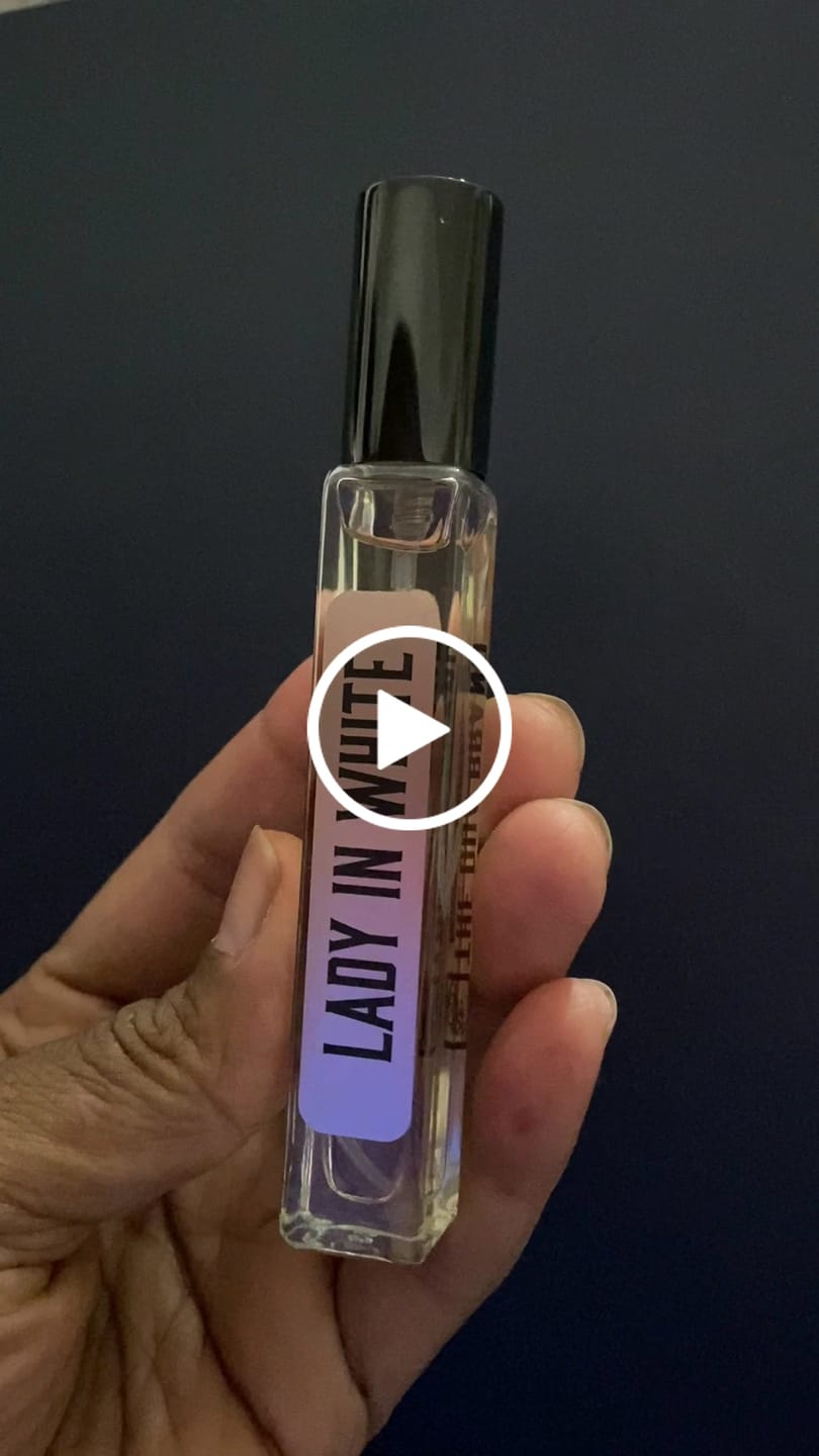 Customer video review of Lady In White