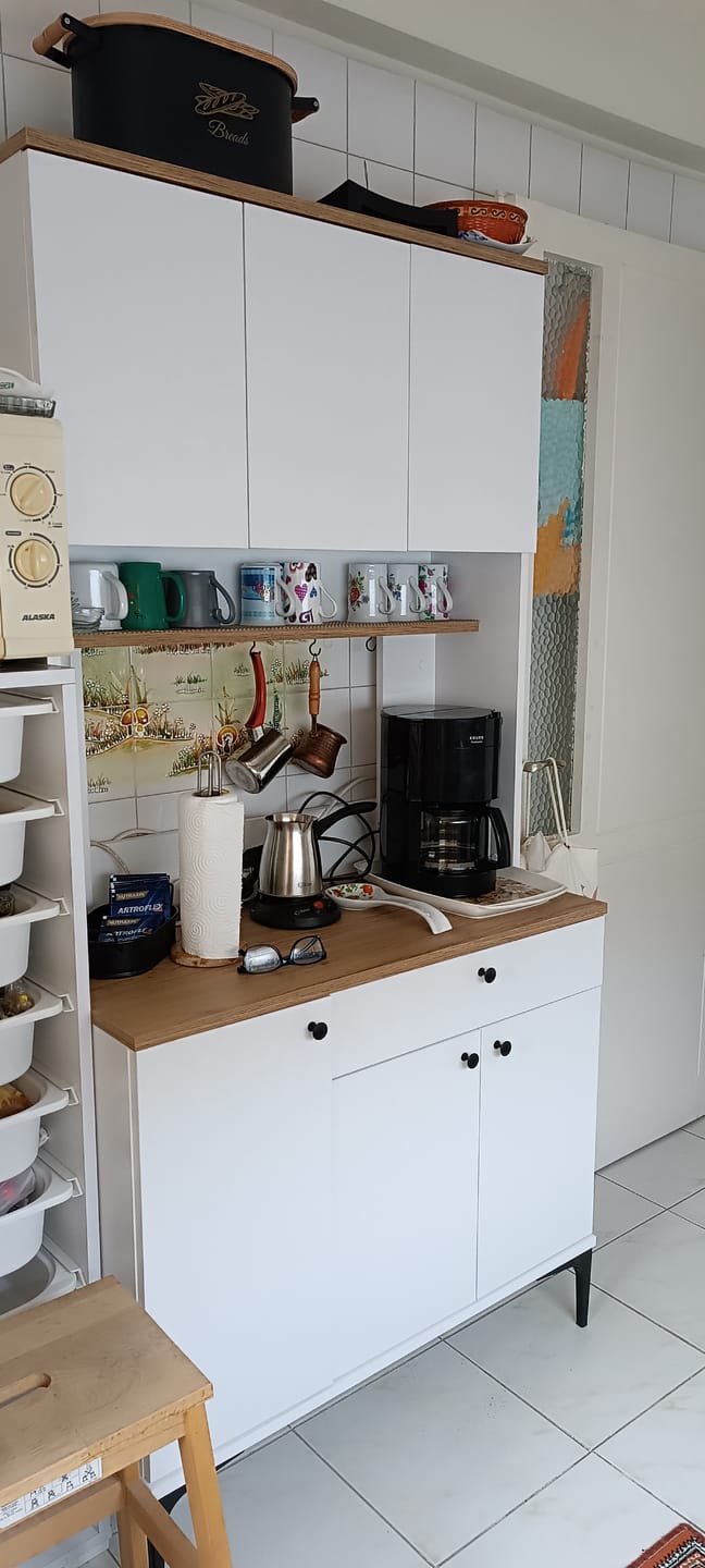 Customer photo review of Rani JE196 Çok Amaçlı Dolap 6 Kapaklı 1 Çekmeceli Kiler Mutfak Dolabı Sepet Ceviz - Beyaz