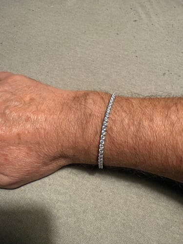 Customer photo review of Bracciale Tennis Zirconi Bianchi 3 mm