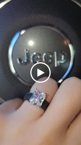 Customer video review of Silicone Ring – 10×8 mm Emerald Cut CZ | Patent-Pending Design - GlowStone Collection