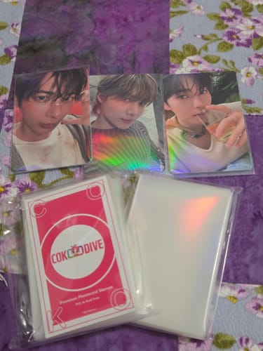 Customer photo review of K-POP RANDOM BOX