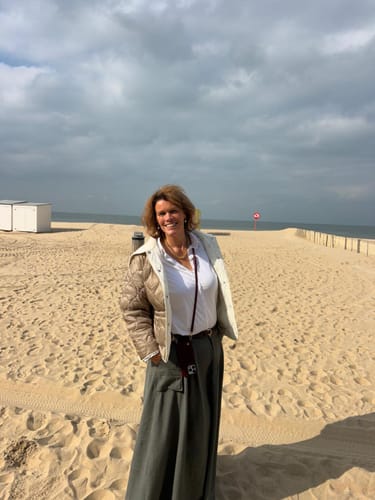 Customer photo review of Women's maxi linen skirt with big pocket in Green 0987#