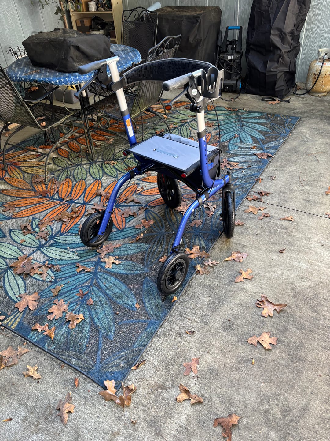 Customer photo review of HFK-9210KDB All Terrain Dual-Brake Rollator Walker 12" Wheels