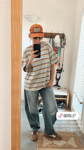 Customer photo review of Beckett Western Stripe Tee