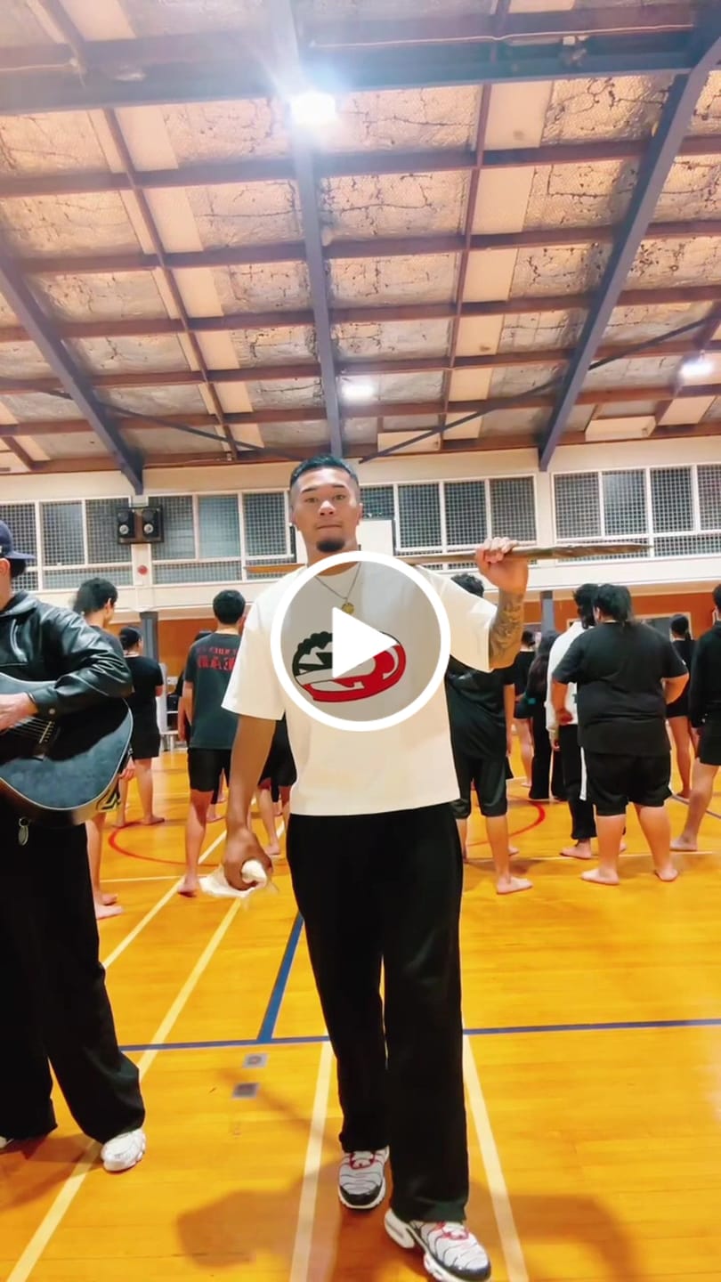 Customer video review of 'LAND BACK Tīhāte *PRE ORDER*