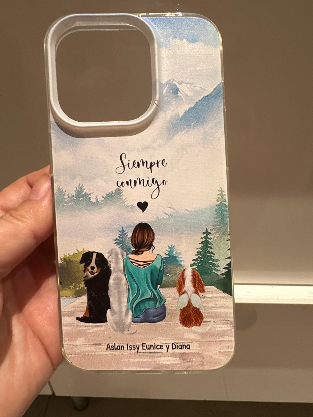 Customer photo review of Siempre conmigo - Funda personalizada