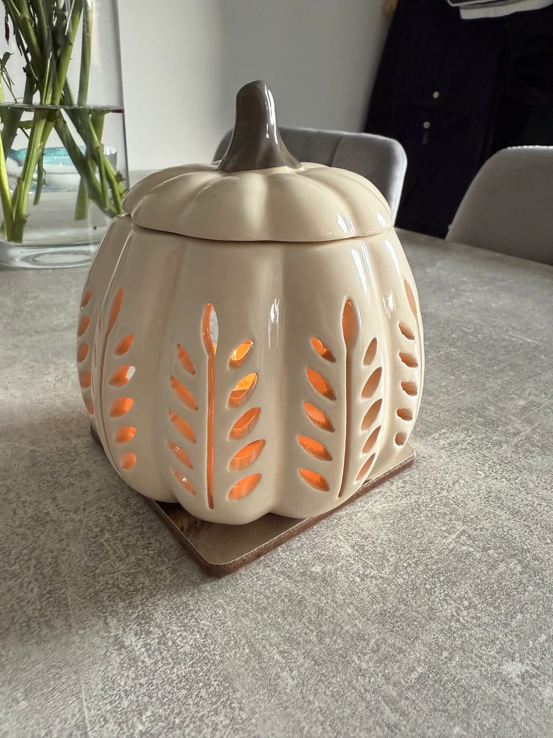Customer photo review of Cream Leaf Cut Out Pumpkin Wax Burner