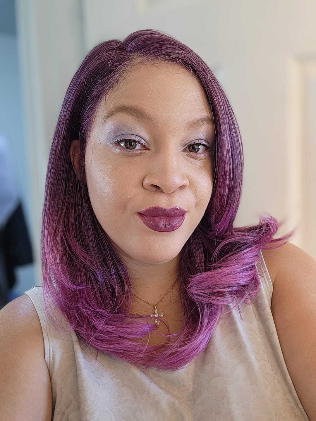 Customer photo review of Outre Melted Hairline Glueless HD Lace Front Wig - MH 108