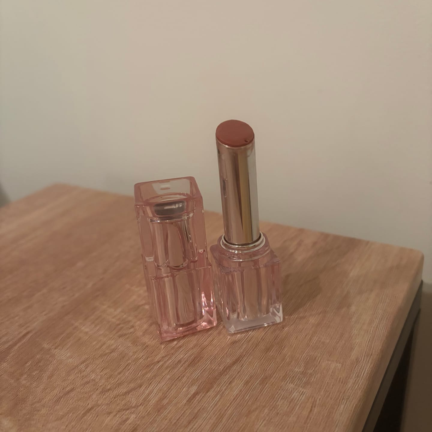Customer photo review of Mitrinošs balzams-tinte lūpām TIRTIR Waterism Glow Melting Balm