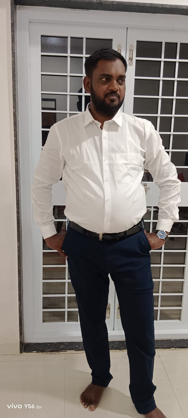 Customer photo review of AQUA Stain Free White Shirts