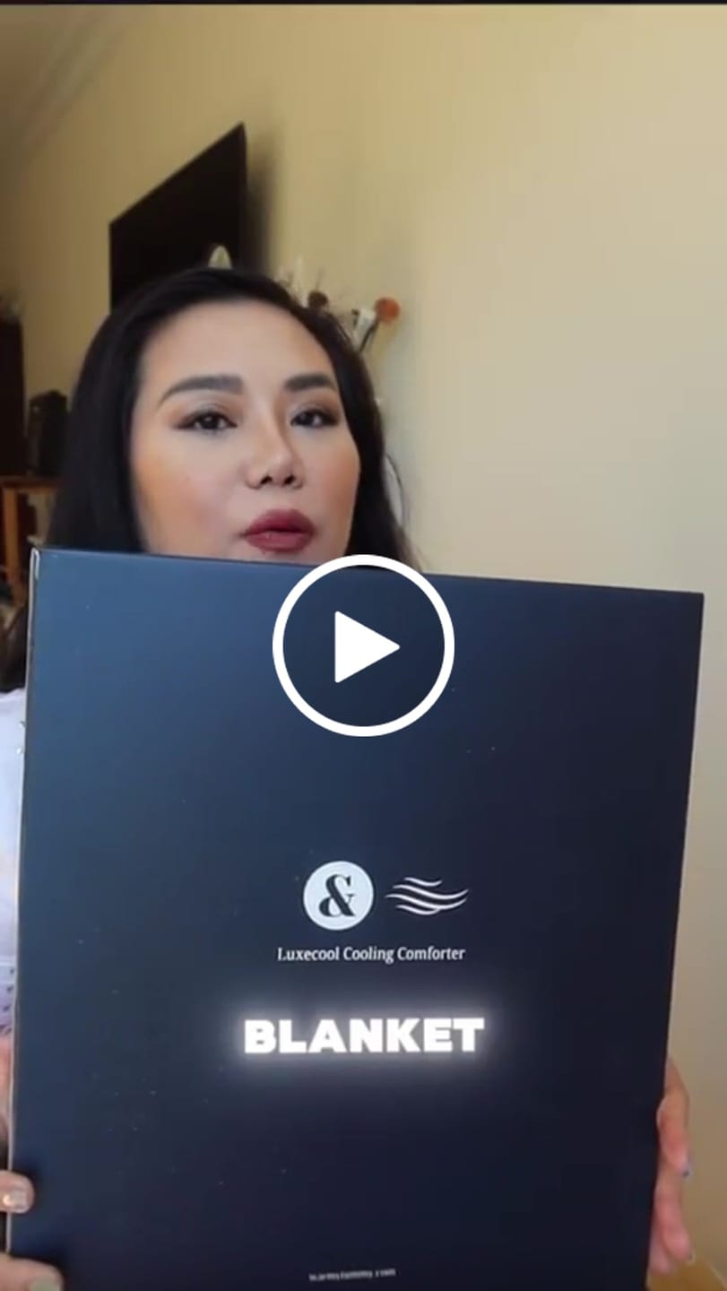 Customer video review of Luxecool™ Ultra-Lightweight Cooling Down Blanket