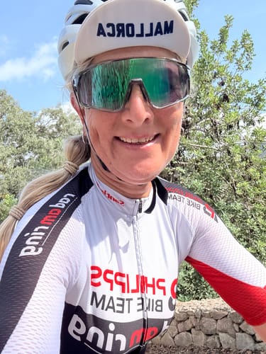 Customer photo review of Kapvoe X76 Color Changing Frames Photochromic Sunglasses